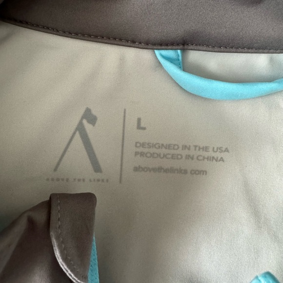 (NWT) Frontier 1/2-Zip Pullover
FRONTIER DescriptionHalf-zip ElitePerformance - Picture 10 of 11